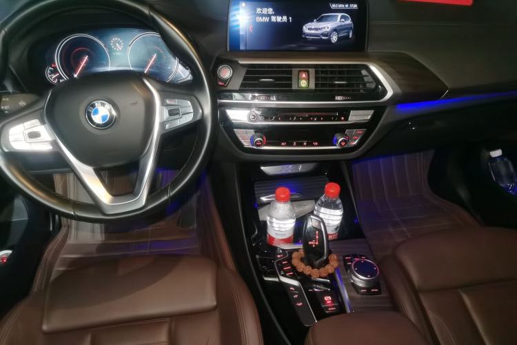 Used BMW X3 2018 xDrive28i Luxury Package China VI Emission Standard Center Console