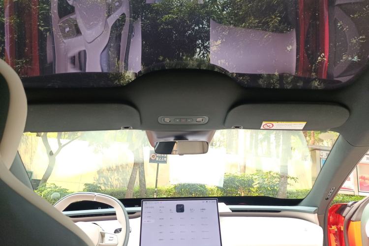 Used Xiaomi Auto YU7 2025 Ultra-Long Range Rear-Wheel Drive Version Headliner