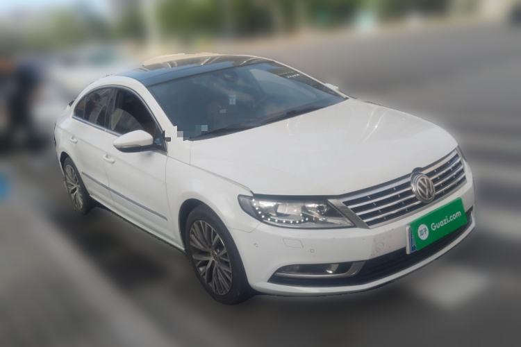 Used Volkswagen FAW-Volkswagen CC 2015 2.0 TSI Ultimate Model Front Right 45 Deg