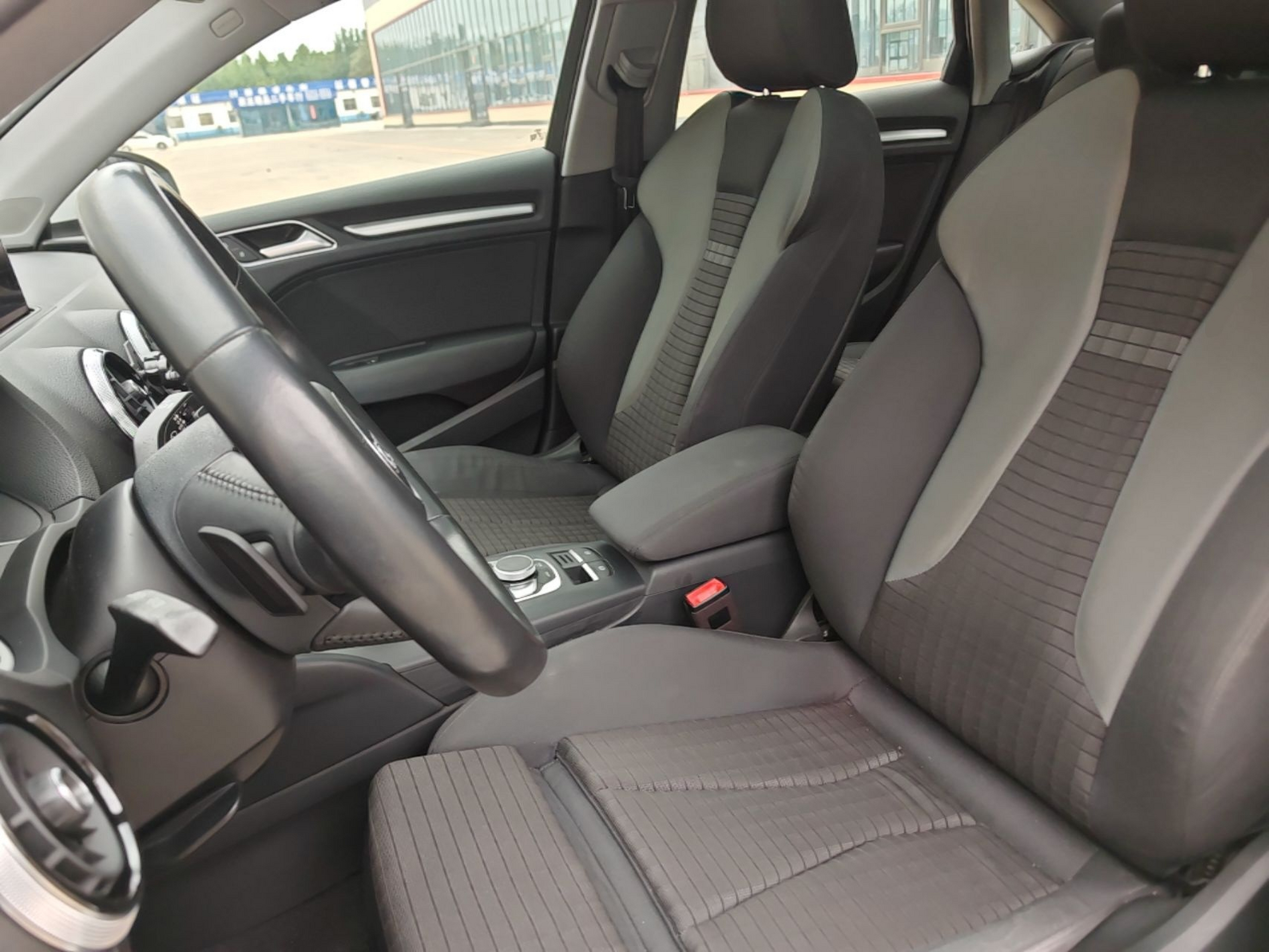 Avant de la voiture