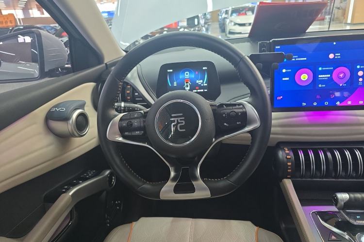 Used BYD Yuan PLUS 2024 Honor Edition 430KM Leading Model
