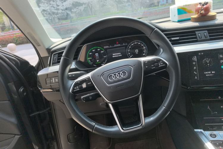 Used Audi e-tron 2021 50 quattro Luxury Edition
