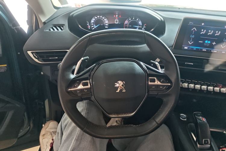 Used Peugeot 5008 2019 360THP 7-Seater Flagship Edition Steering Wheel