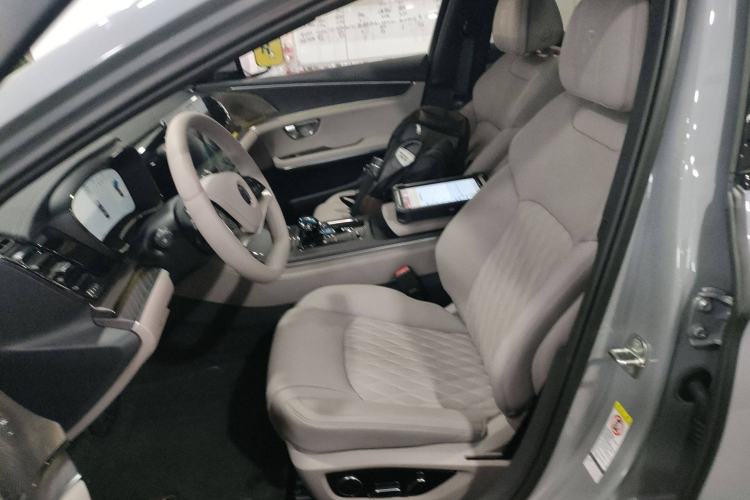 Used BYD Han 2025 DM-i Intelligent Driving Edition 125KM LiDAR Flagship Model