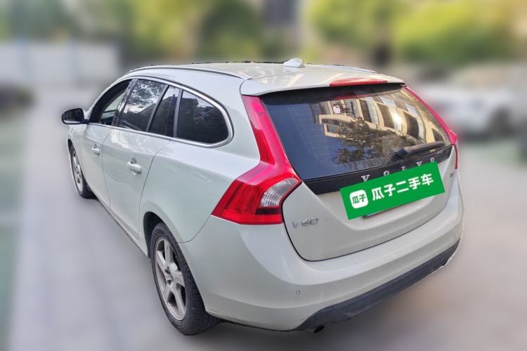 Used Volvo V60 2013 T5 Zhiya Edition