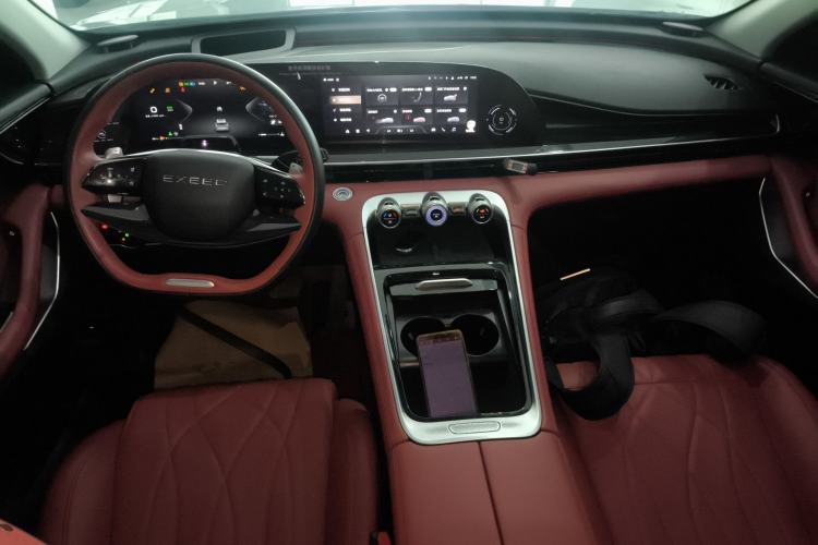 Used EXEED Stellar 2023 400T Two-Wheel Drive Comfort Edition