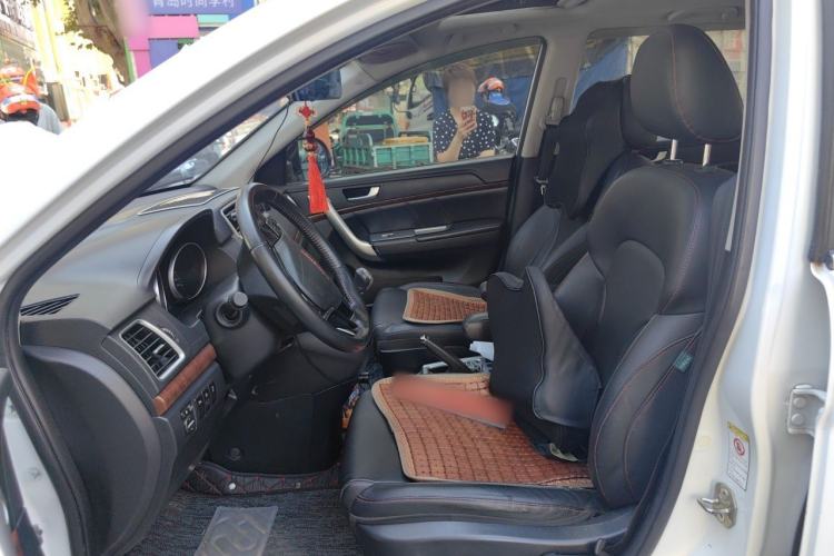 Used Haval H6 2015 Sport Edition 1.5T Manual Two-Wheel Drive Elite Model Left Front Seat