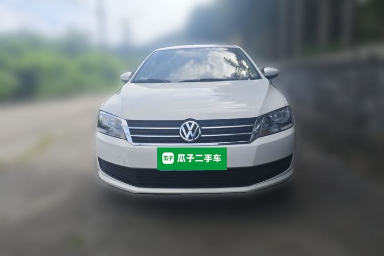 Used Volkswagen Lavida 2013 Revised Classic 1.6L Automatic Fashion Edition