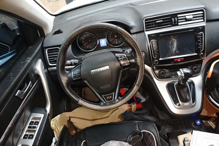 Used Haval H6 2015 Sport Edition 1.5T Automatic Two-Wheel Drive Luxury Model
