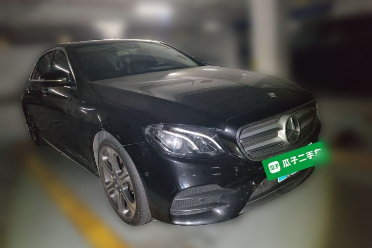 Used Mercedes-Benz E-Class 2016 E 300 L Sporty and Stylish Model