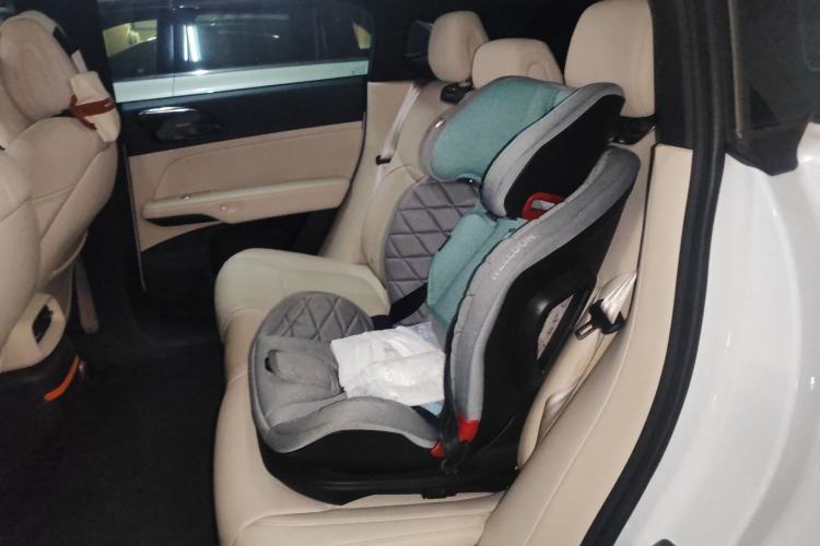 Used XPeng G6 2023 580 Long-Range Pro Left Rear Seat