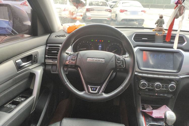 Used Haval H2 2017 Blue Label 1.5T Manual Two-Wheel Drive Luxury Model
