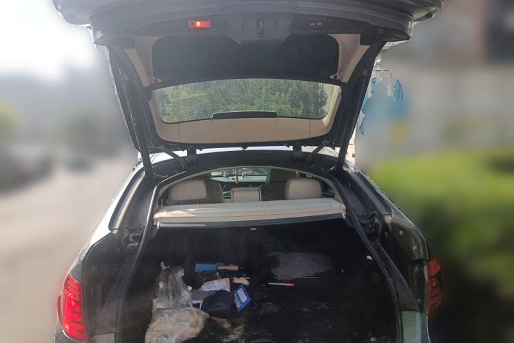 Used BMW 5 Series GT 2013 535i Leading Model Trunk