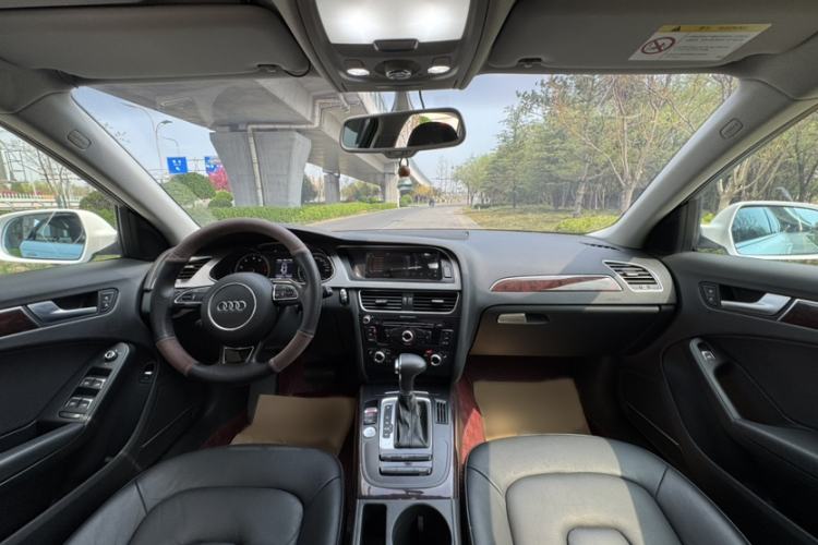 Used Audi A4L 2016 35 TFSI Collection Edition S line Comfort Model Interior 3