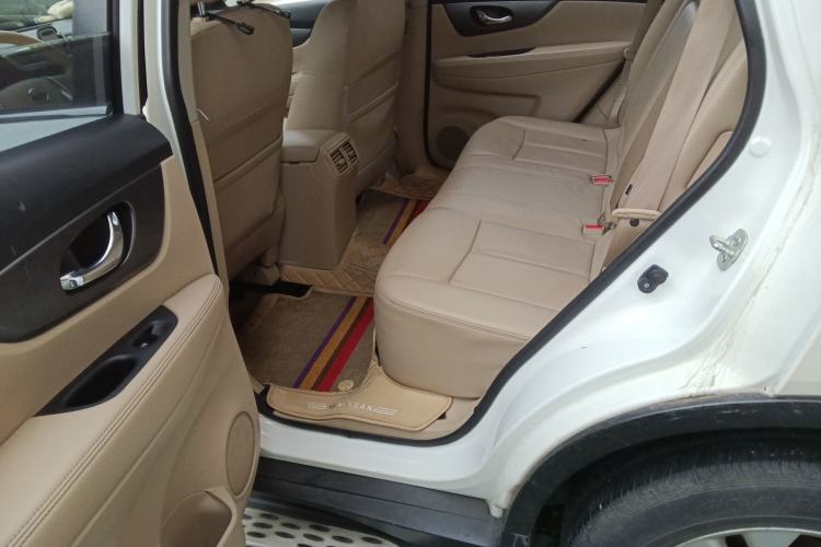 Used Nissan X-Trail 2014 2.0L CVT Comfort Edition 2WD Left Rear Seat