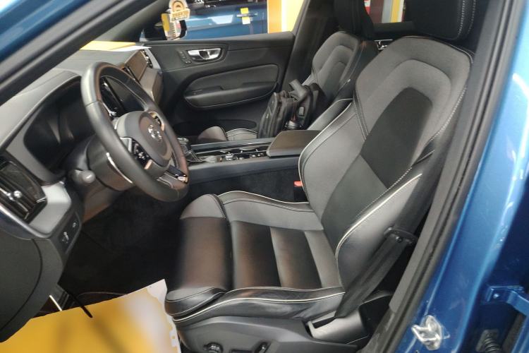 Used Volvo XC60 2020 T5 4x4 Smart & Dynamic Sport Edition