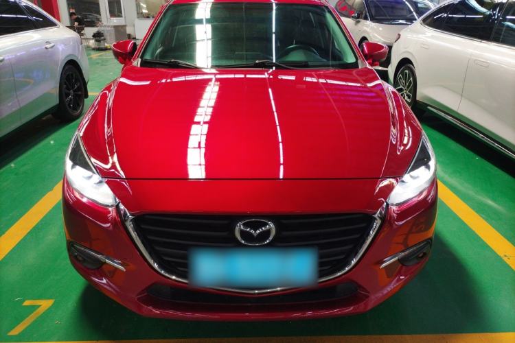 Used Mazda 3 Axela 2017 Sedan 1.5L Automatic Luxury Model Emission Standard China V Front