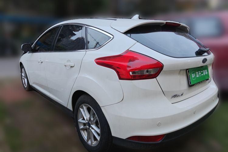 Used Ford Focus 2017 Hatchback 1.6L Automatic Fashion Edition Smart Drive Version
