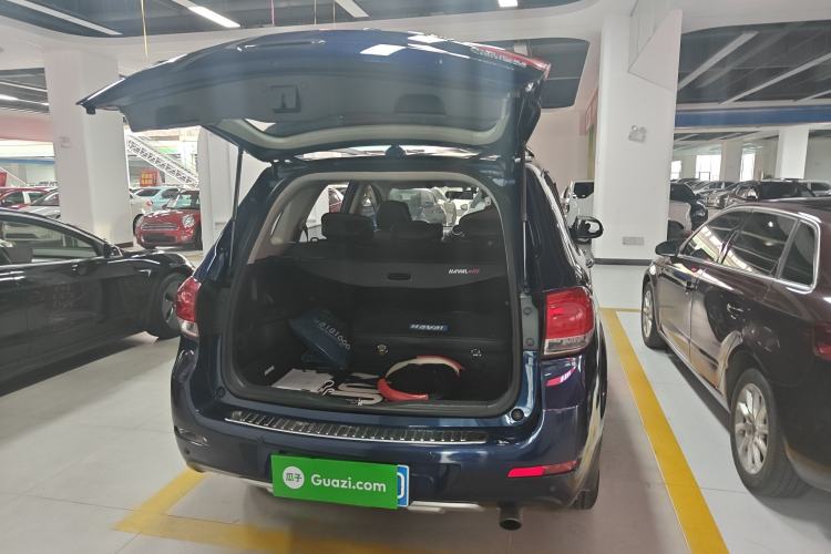 Used Haval H6 2016 Upgraded Model 1.5T Automatic Two-Wheel Drive Elite Version Trunk