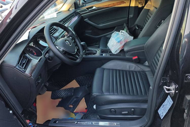 Used Volkswagen Magotan 2019 330TSI DSG Luxury Version China VI Standard
