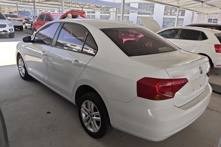 Used Volkswagen Jetta 2019 Dream Edition 1.5L Manual Fashion Version Exterior 2