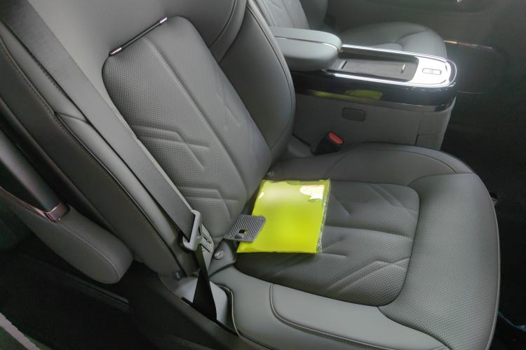 Used Zeekr MIX 2025 Intelligent Driving Version Right Front Seat