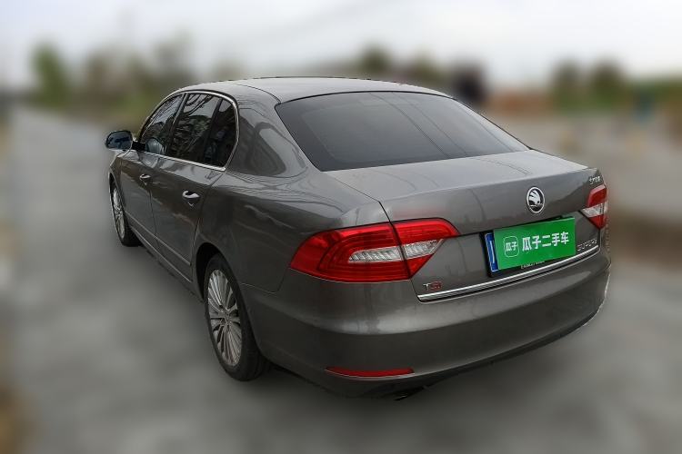 Used Skoda Superb 2013 1.8TSI Automatic Yashi Edition
