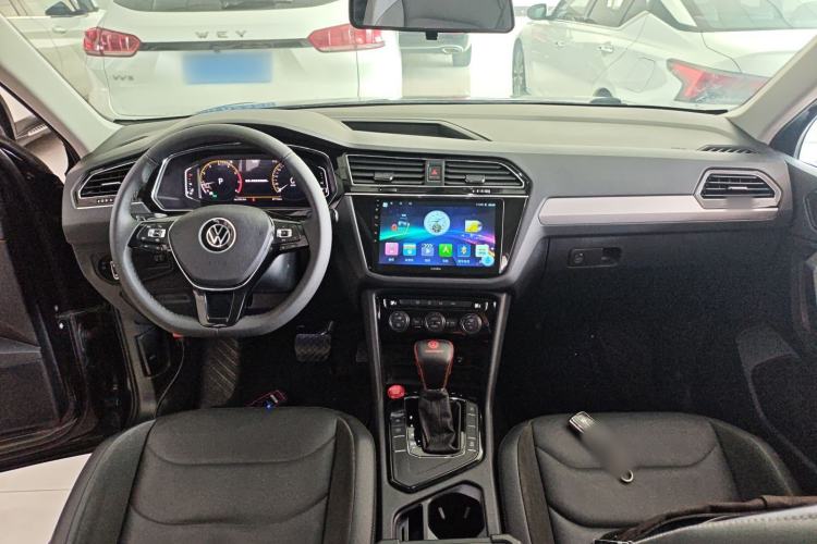 Used Volkswagen Tiguan L 2021 330TSI Automatic Two-Wheel Drive Smart Edition Center Console