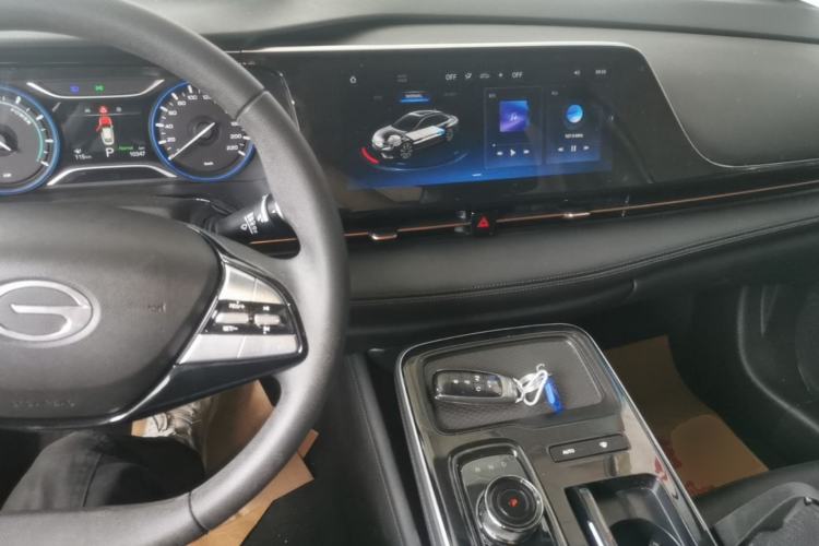Used AION S 2023 Meizu 580 Lithium Iron Phosphate Center Console