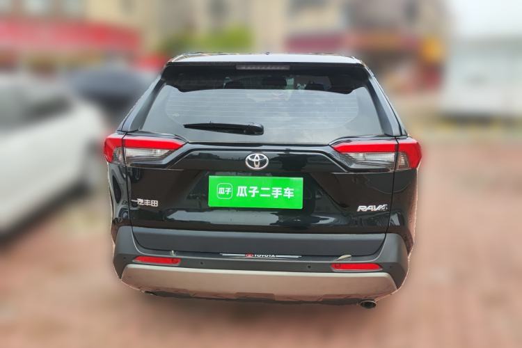 Used Toyota RAV4 2023 2.0L CVT Two-Wheel Drive Fashion Plus Edition Rear