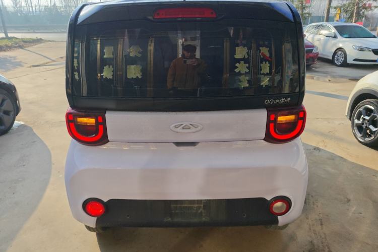 Used Chery QQ Ice Cream 2022 170km Sundae Phosphate Lithium-Ion
