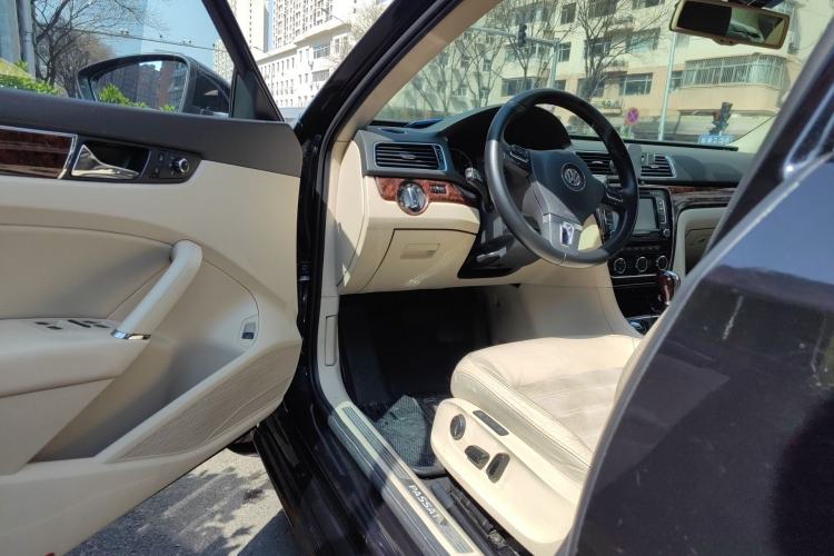 Used Volkswagen Passat 2013 2.0 TSI DSG Ultimate Edition