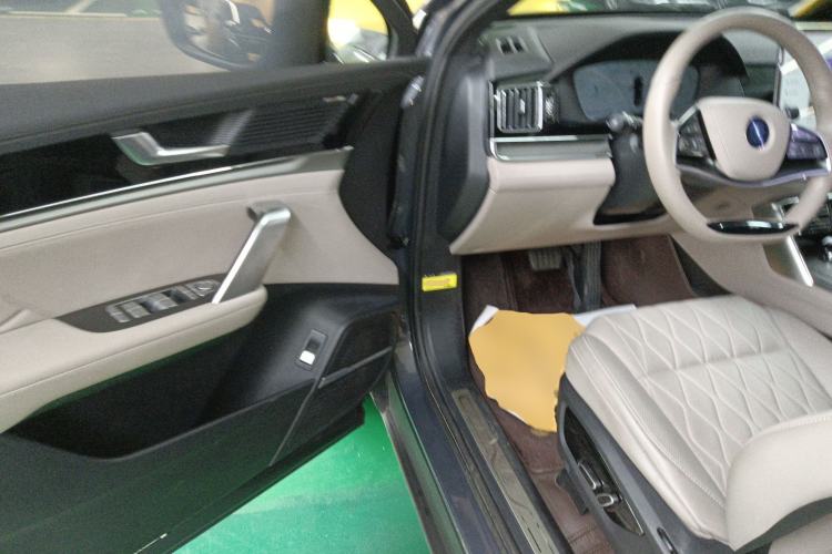 Used BYD Tang New Energy 2024 DM-i Glory Edition 112KM Prestige Model Driver Seat