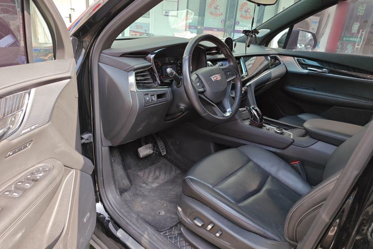 Used Cadillac XT6 2022 2.0T Six-Seater Four-Wheel-Drive Luxury Standard Edition