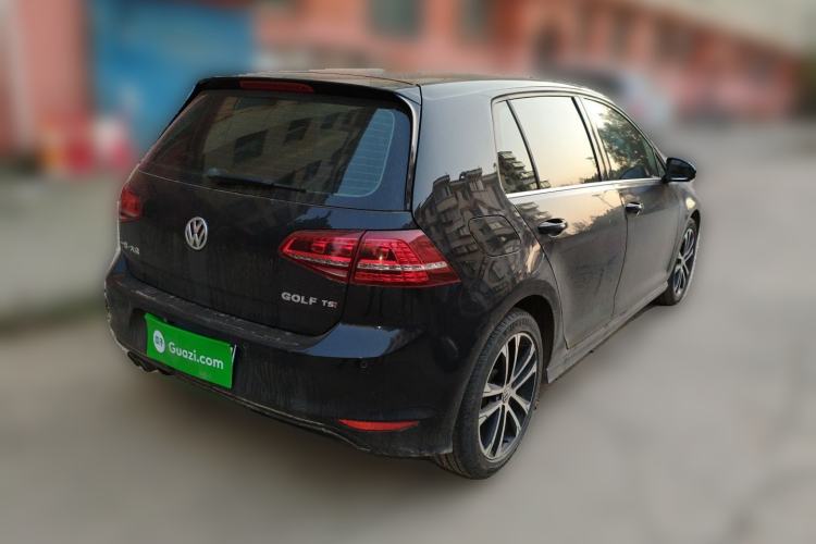 Used Volkswagen Golf 2015 1.4TSI Manual R-Line