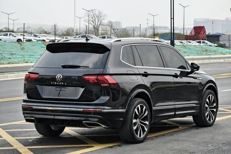 Used Volkswagen Tiguan L 2017 330TSI Automatic Two-Wheel Drive Luxury Edition
