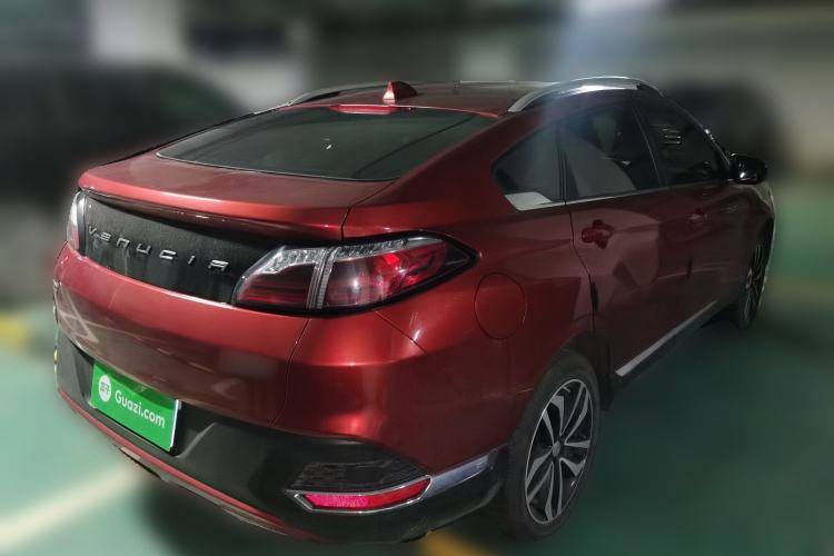 Used Venucia T90 2017 2.0L Manual ZhiShang Edition
