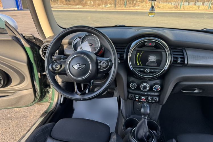 Used MINI MINI 2016 1.5T COOPER