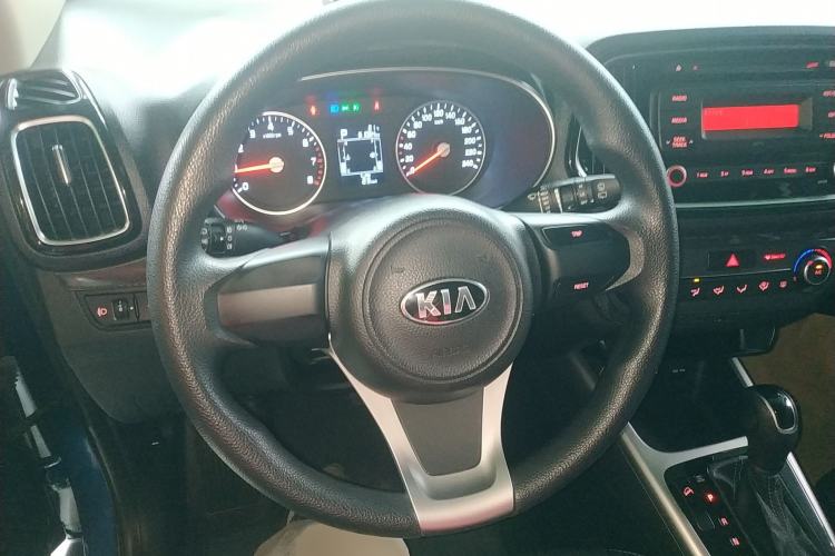 Used Kia KX3 2015 1.6L Automatic Two-Wheel Drive DLX Steering Wheel