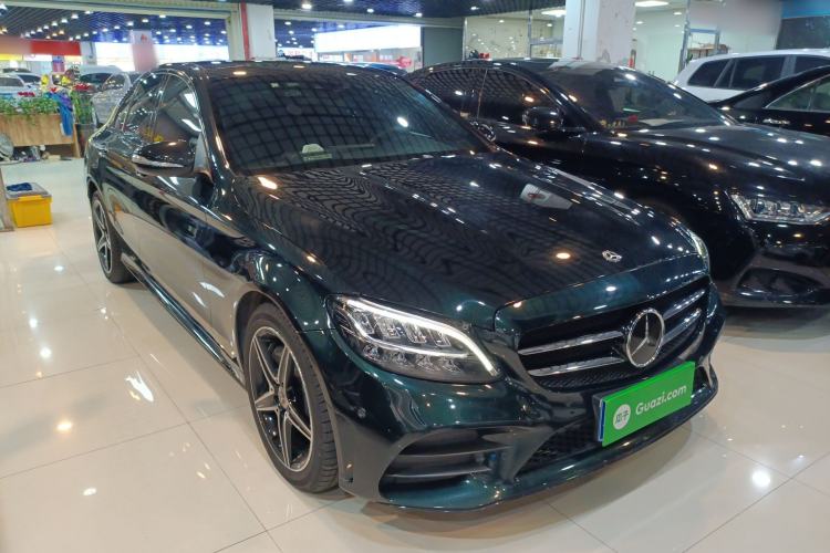 Used Mercedes-Benz C-Class 2019 C 260 Sport Edition 4MATIC Front Right 45 Deg