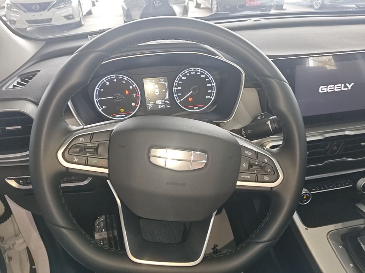 Geely Auto Coolray 2025 1.5L CVT Super Edition — снимка 13