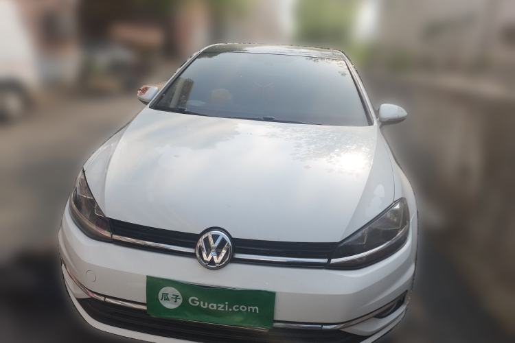 Used Volkswagen Golf 2018 230TSI Automatic Luxury Version Front