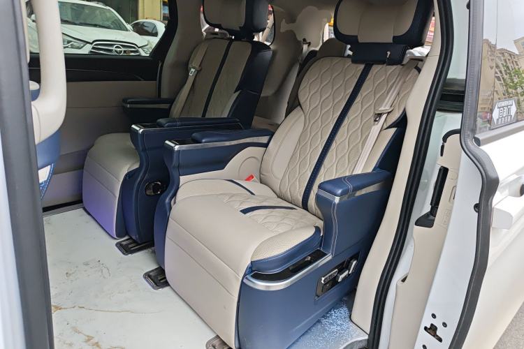 Used Buick GL8 2021 ES Landtrek 653T Comfort Edition
