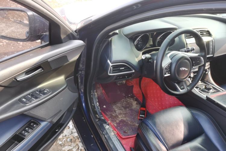 Used Jaguar XE 2018 2.0T 200 PS Two-Wheel-Drive R-Sport Sport Edition