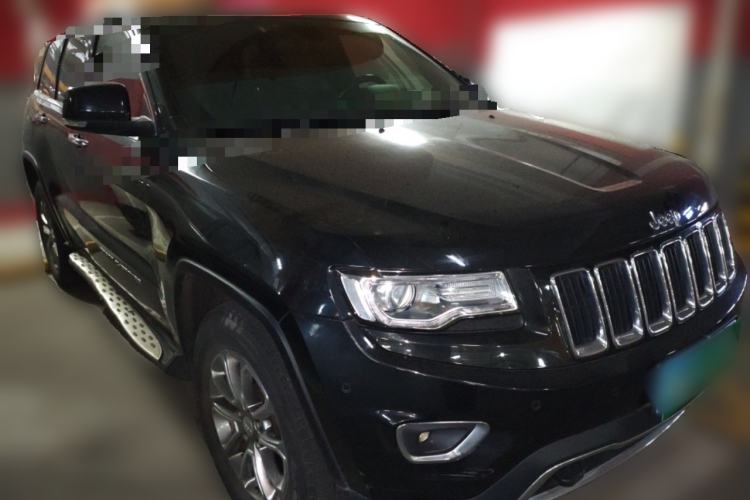 Used Jeep Grand Cherokee 2014 3.0L Comfort Navigation Edition Front Right 45 Deg