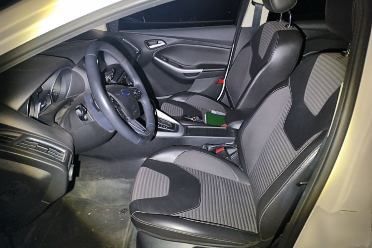 Used Ford Focus 2017 Hatchback EcoBoost 180 Automatic Sport Model Left Front Seat