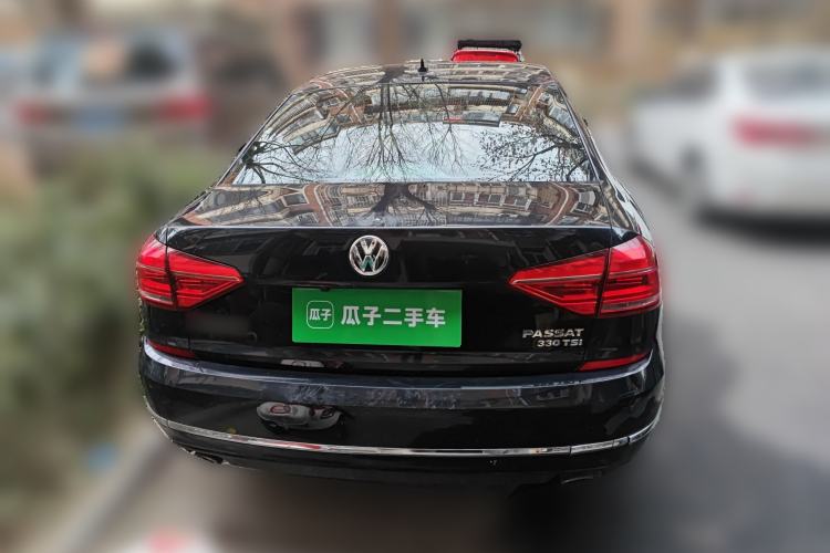 Used Volkswagen Passat 2017 330TSI DSG Luxury Edition
