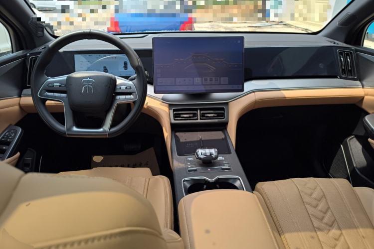 Used BYD Song L DM-i 2024 160km Beyond Edition Center Console