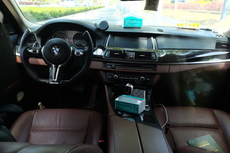 Used BMW 5 Series 2014 525Li Leading Model Center Console