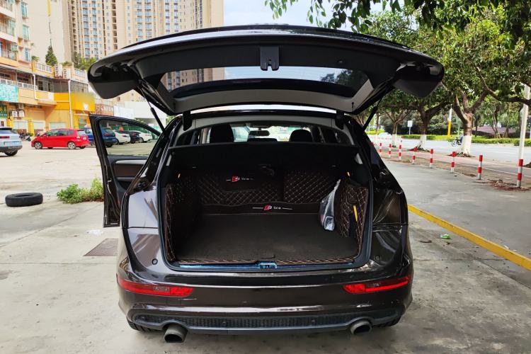 Used Audi Q5 2018 Collector's Edition 40 TFSI Ambition Model